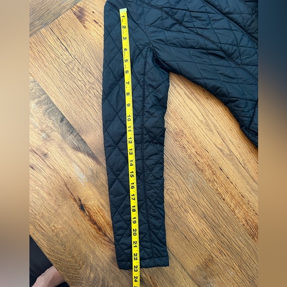 Barbour NWOT quilted black jacket size 4 - Picture 9 of 11